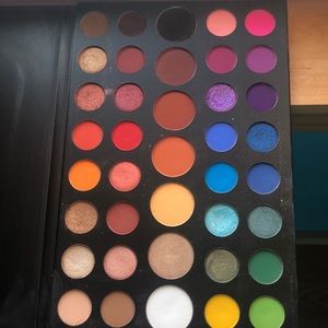 Morphed James Charles pallet